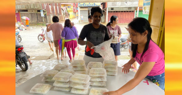  “一日一盒饭”，共为受困在林明山镇的村民、长者提供440盒饭。