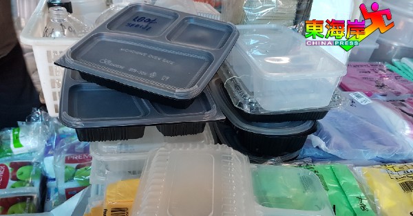 符合环保概念的食品塑料打包用品，因禁止堂食而变抢手货。