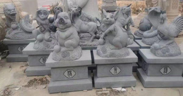 甘马挽永安宫理事会将引进十二生肖雕像。