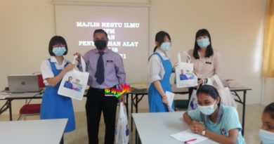 金马扬中学办考前讲解会    激励考生考取佳绩