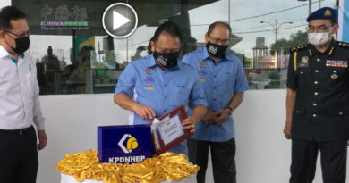 杜绝汽油柴油走私 边界油站安置记录簿（有视频）