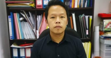 士满慕区州议员中心      再次增设疫苗接种流动服务柜台
