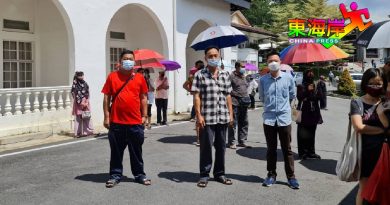 林德和吁劳勿市民准时出席预约接种