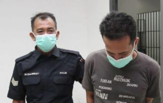 遭拒探访孩子 蓄意破坏前妻车 男子被罚500