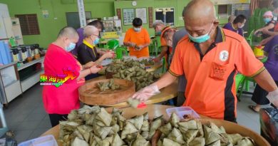 直凉三娘善心老人院   备结缘粽 与孤老过节