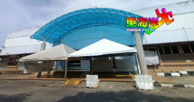 小贩员工家人大筛检   关丹大巴刹关闭