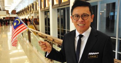 马华中央同意推荐 郑联科续任上议员