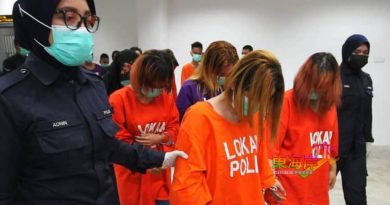 路霸发恶遭围殴 遭延扣3天助查