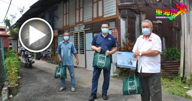 ◤新冠又一年◢派食物礼袋  民政党来了！