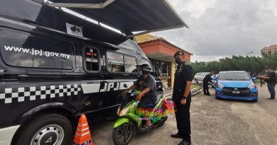 丹陆路交通局     设首个“得来速”    更新逾期驾照等服务（有视频）