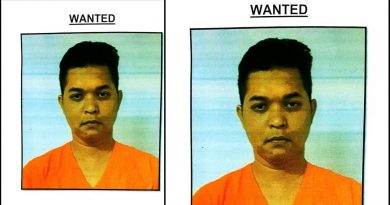 4男子被扣助查命案 丹警追缉在逃男子