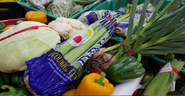 进口蔬菜近月身价翻倍大涨，消费者被迫吃贵菜。