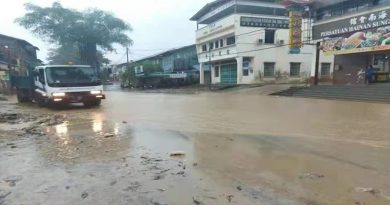 排水受阻  积水泛滥   林明山镇街道淹水