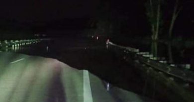 大道路况更新 水还在上 加叻来往淡马鲁续关闭