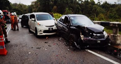 日里武吉宜力路  3车连环撞  1死6伤