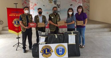 丹文化城狮子会   赠校服校鞋予7校生
