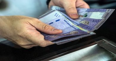 2万4便宜买Vellfire     装修工反被骗5万