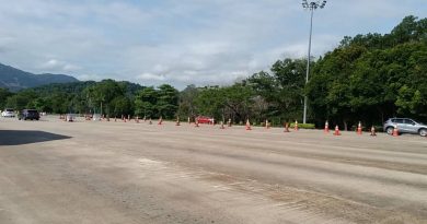 吉隆坡加叻大道  逆行车道关闭   一切恢复原状