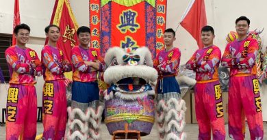 考验毅力默契保持水准 积极练习盼到出“狮” （有视频）
