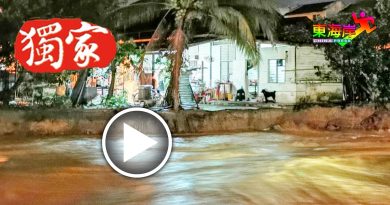 河水高涨建筑物冲走  文冬人彻夜难眠