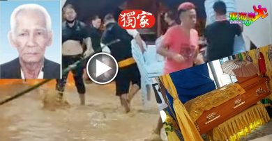水淹丧府  棺木被逼搬走