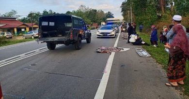 送孩子到学校应考  男子过马路被撞死