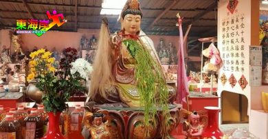文冬旧玻璃口财神庙  观音诞设素食招待