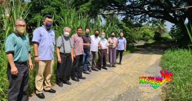 培植华小后巷路损 市会拨1万2000重铺