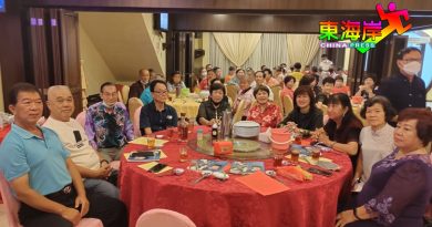 百乐马华妇女组庆母亲节    黄燕燕鼓励妇女自强