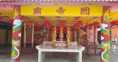 地里望关帝庙庆52周年    6日掷杯筊选圣位成员