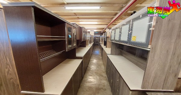 家庭使用率频密的厨房橱柜因原料短缺，厂商缺货。