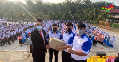 青运而连突支会 派5学校防疫用品