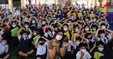 副校长荣升校长 中华小学二校欢送潘馥嫡