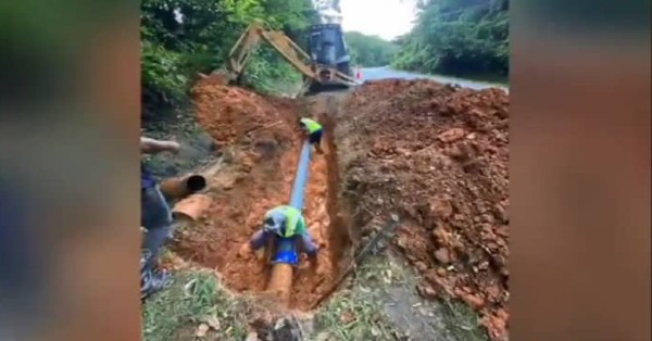 在关丹玛打高尔夫球和乡村俱乐部（MGCC）附近的1500毫米生水输送管爆破，已被抢修。