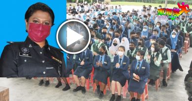 警花：自爱维护校风  学生犯罪 照样严办！