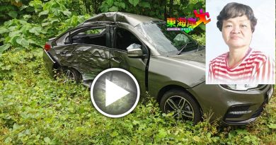 ◤更新报导◢拖格罗厘猛撞  华妇三岔路口遇死神