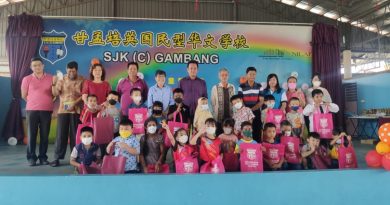 叶俊明：培养品德教育成才    庆儿童节 关注孩子需求