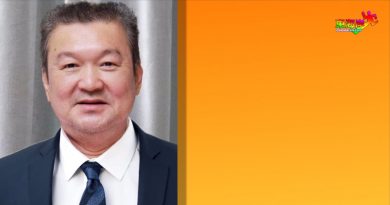 黄崇洸：牺牲商家利益 别用假期换选票