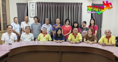 成立新春工委会   华夏大会堂 下月亮灯