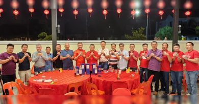 黄崇洸初九拜天公