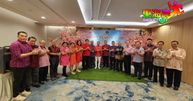 官员对华校行政偏差     林锦志：政府请正视