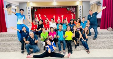 甘马挽挽华华小100周年校庆    414“舞出活力丶健康同在”晨操