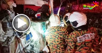 加叻大道 首宗车祸交通中断   次宗车祸2人被夹