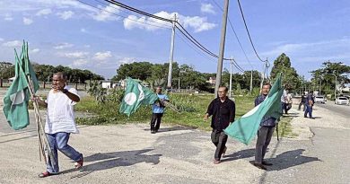 伊党派天兵战瓜柏里勿 支持者拆党旗抗议