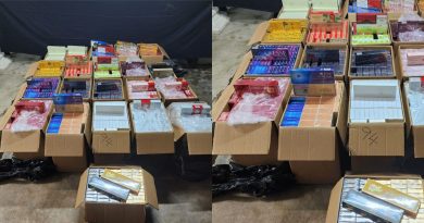 从休旅车搬上客货车被撞正 嫌犯逃  起47万私烟