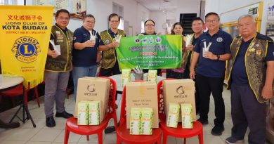 赖信强率文化城狮子会   赴哥市茶室   派纸吸管