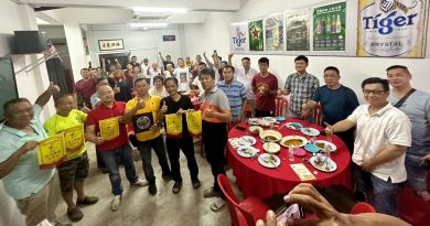 黄博式：常年气候差异  吉赖燕子数量锐减