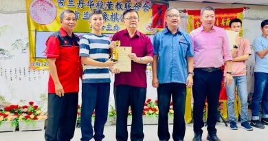 叶光威：电竞游戏年代 “学生愿学象棋  真难得”