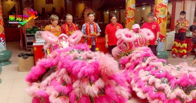 文冬醒狮团丨简民发鼓励年轻队员  传承醒狮中华文化