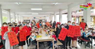 大马佛教大学传递爱　 到武吉丁宜华校送暖